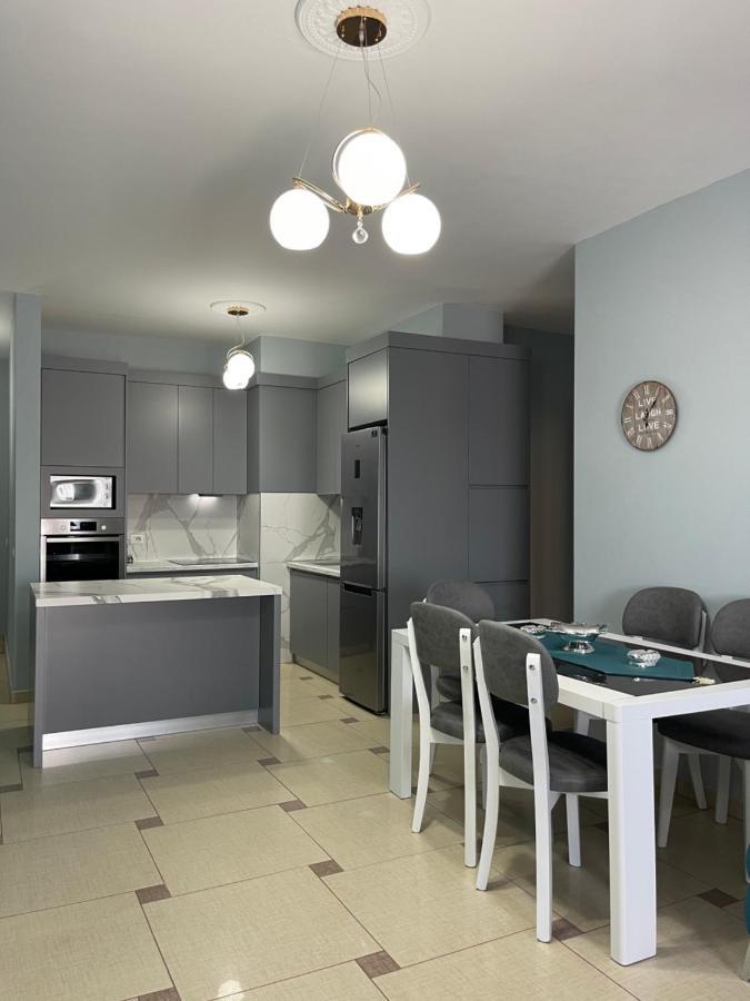 Amaris Apartments ドゥラス エクステリア 写真